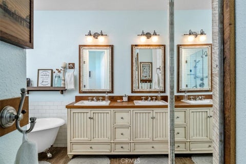 Tiny photo for 23831 Via Madrid, Murrieta, CA 92562 (MLS # SW26232685)