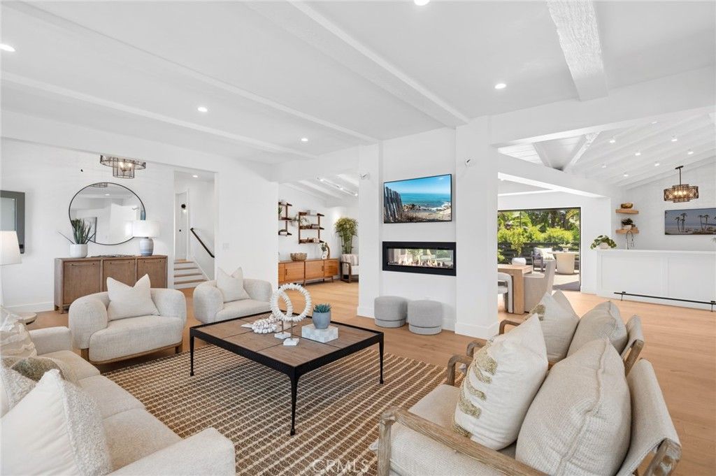 Photo of 495 El Camino Del Mar, Laguna Beach, CA 92651 (MLS # LG26109905)