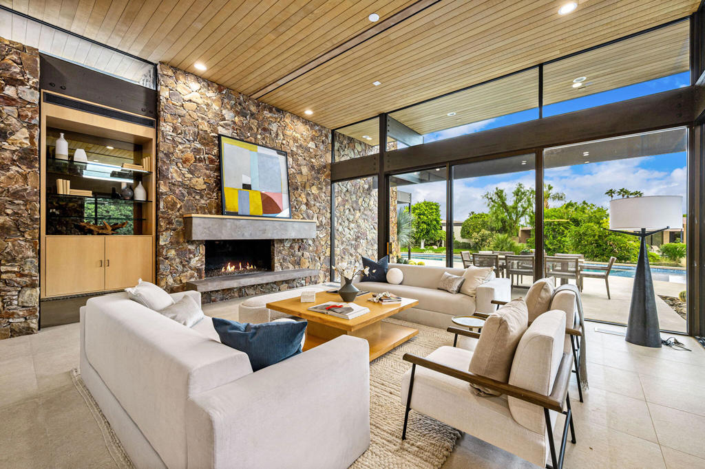 74586 Palo Verde Drive