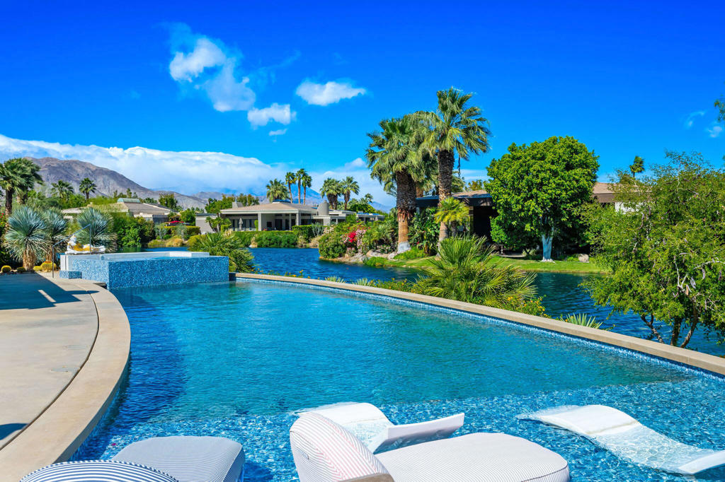 Vintage Country Club - Residential