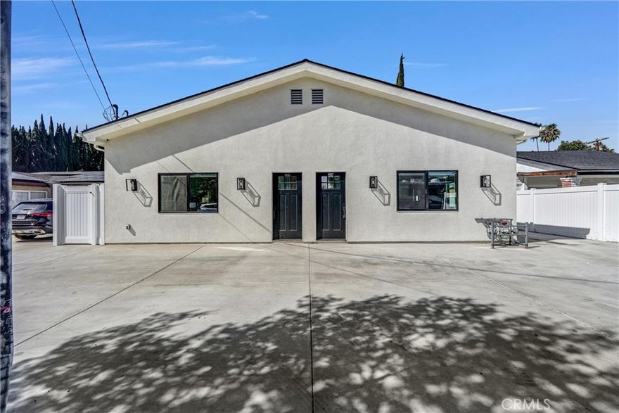 Welcome to this beautifully remodeled residence offering modern comfort and style in the heart of Van Nuys. This spacious home features 3 bedrooms and 3 bathrooms, thoughtfully updated to combine contemporary finishes with functional design. The interior boasts 10-foot high ceilings, creating a bright and open atmosphere throughout. The kitchen is equipped with brand new appliances, sleek cabinetry, and ample counter space, ideal for both everyday living and entertaining. Each bathroom has been fully updated with quality materials and modern fixtures, and an in-unit washer and dryer provide added convenience. Every detail has been carefully selected to enhance comfort and aesthetics—from the new flooring and lighting to the clean, modern finishes. Situated in a highly desirable Van Nuys neighborhood, this property offers easy access to local dining, shopping, parks, and major transportation routes. This turn-key home is ready for immediate occupancy and presents an excellent opportunity to lease a fully updated residence in one of the area’s most central locations.