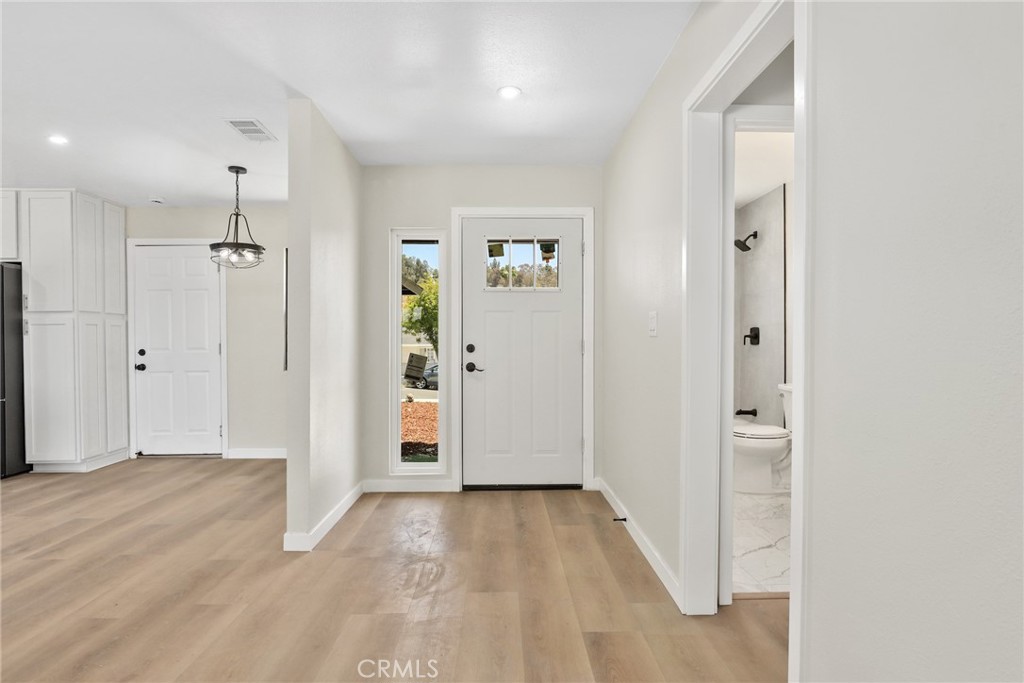 Properties 4 311 Roundabout Drive