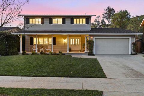 Photo of 997 Wallace Drive, San Jose, CA 95120 (MLS # ML82037775)