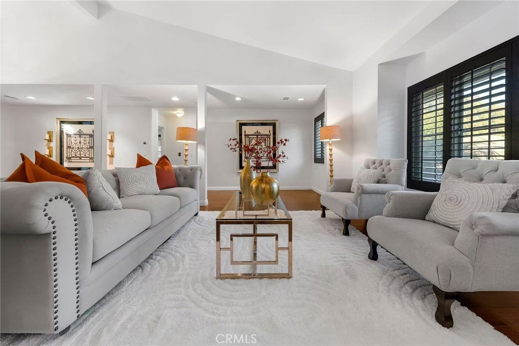 1111 Camino Del Cerritos