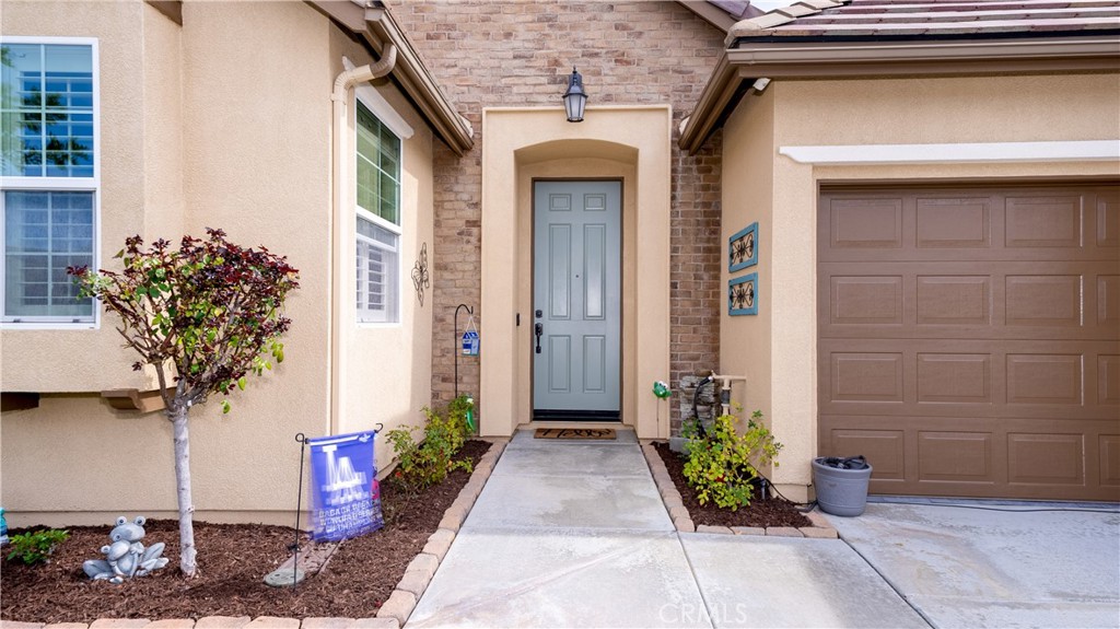 35330 Mayapple Court