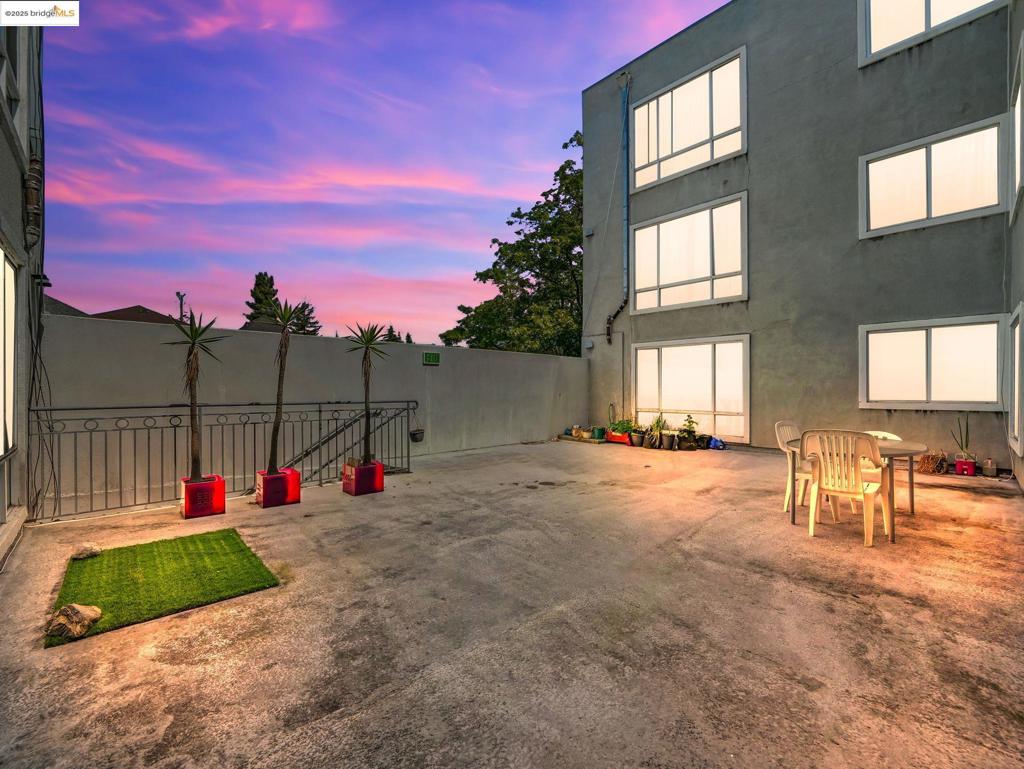 CLINTON - Residential Lease