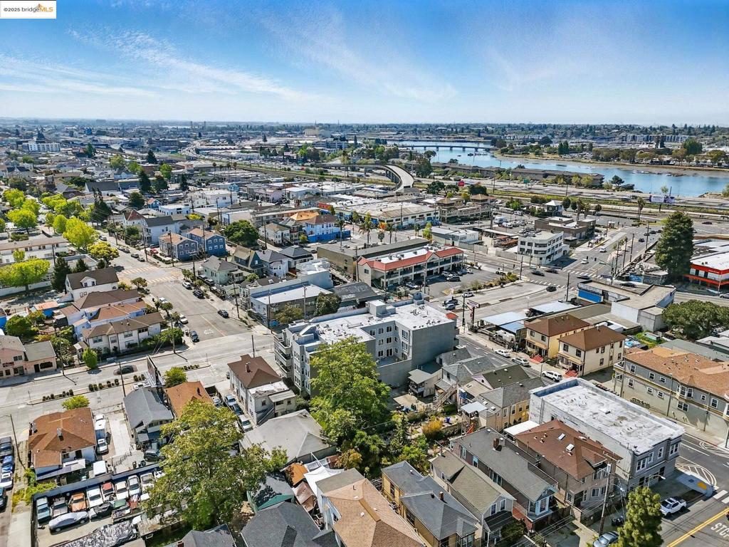 CLINTON - Residential Lease