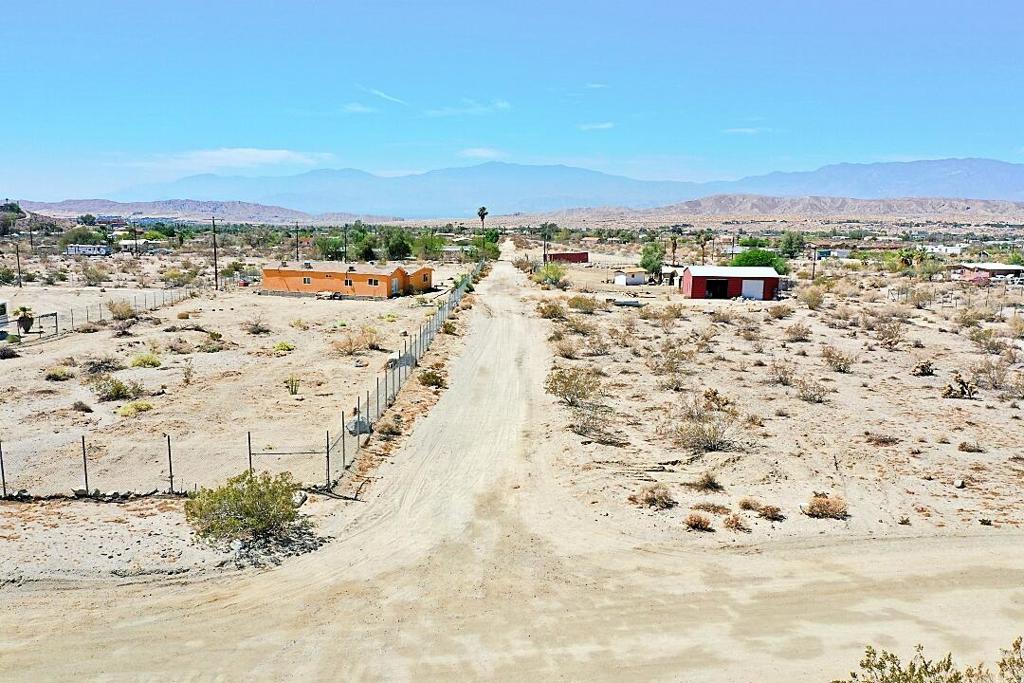 17115 Aqueduct Road