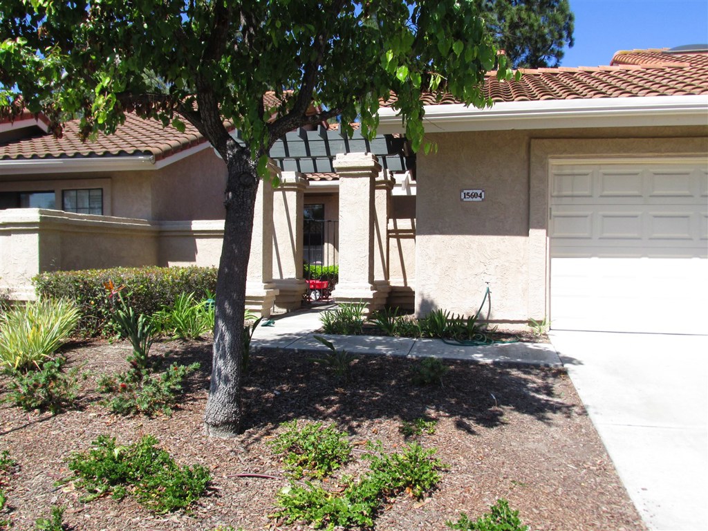 Wonderful area of Bernardo Heights. Close to middle and high schools, five minutes to Carmel Mountain Shopping. Nice townhome with attached one car garage. No pets and none smoking property. 12mo. lease. Neighborhoods: Bernardo Heights