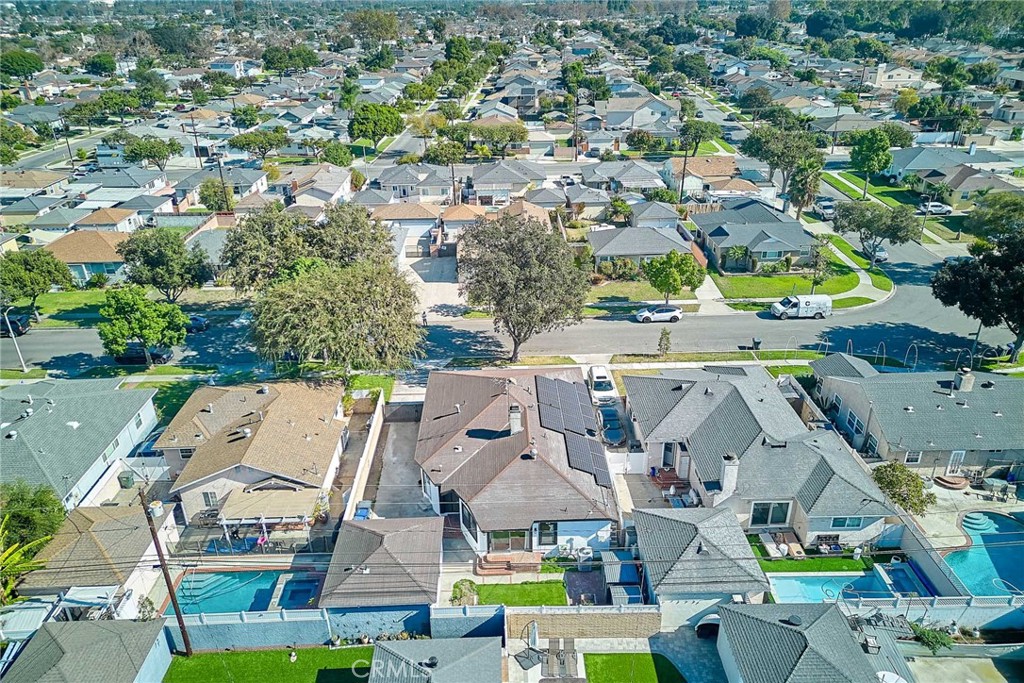 Lakewood Park/North of Del Amo (LND) - Residential