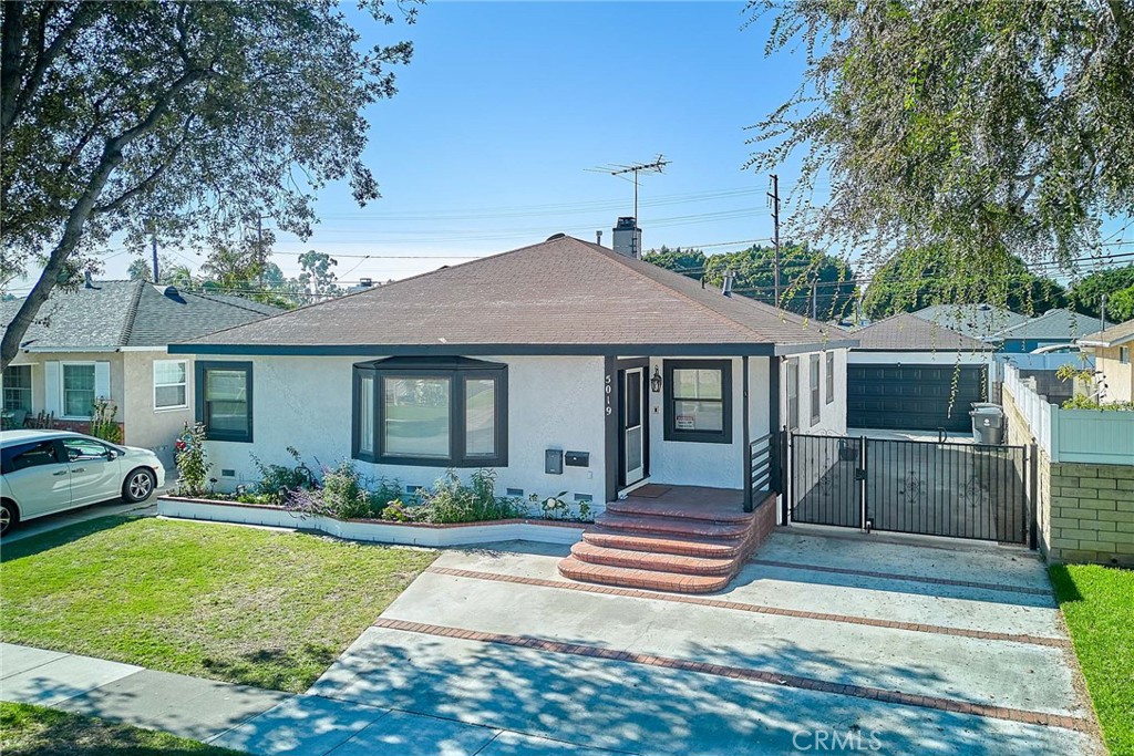 Lakewood Park/North of Del Amo (LND) - Residential