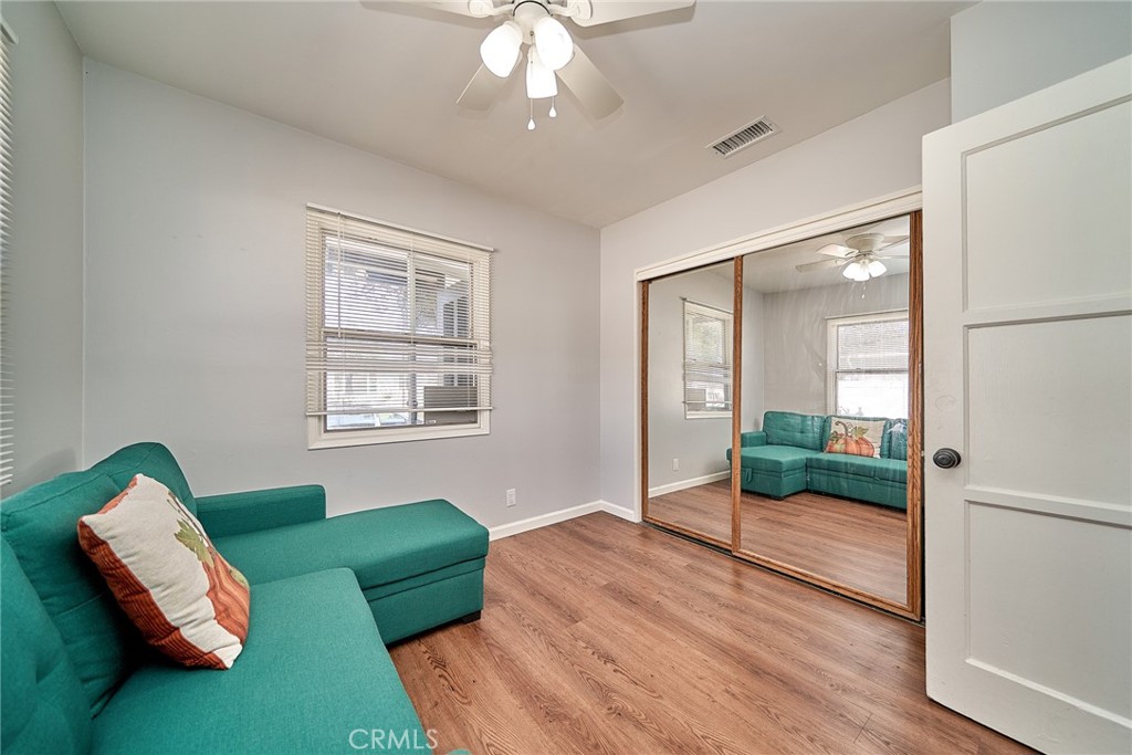 Lakewood Park/North of Del Amo (LND) - Residential