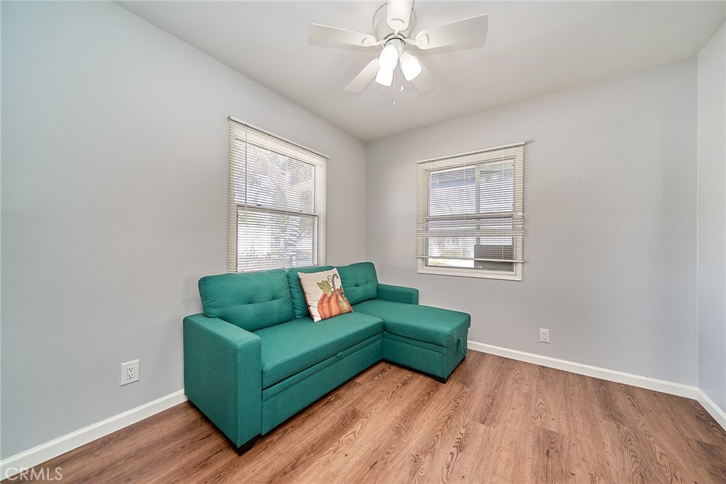 Lakewood Park/North of Del Amo (LND) - Residential