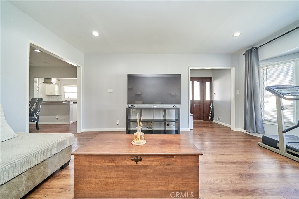 Lakewood Park/North of Del Amo (LND) - Residential