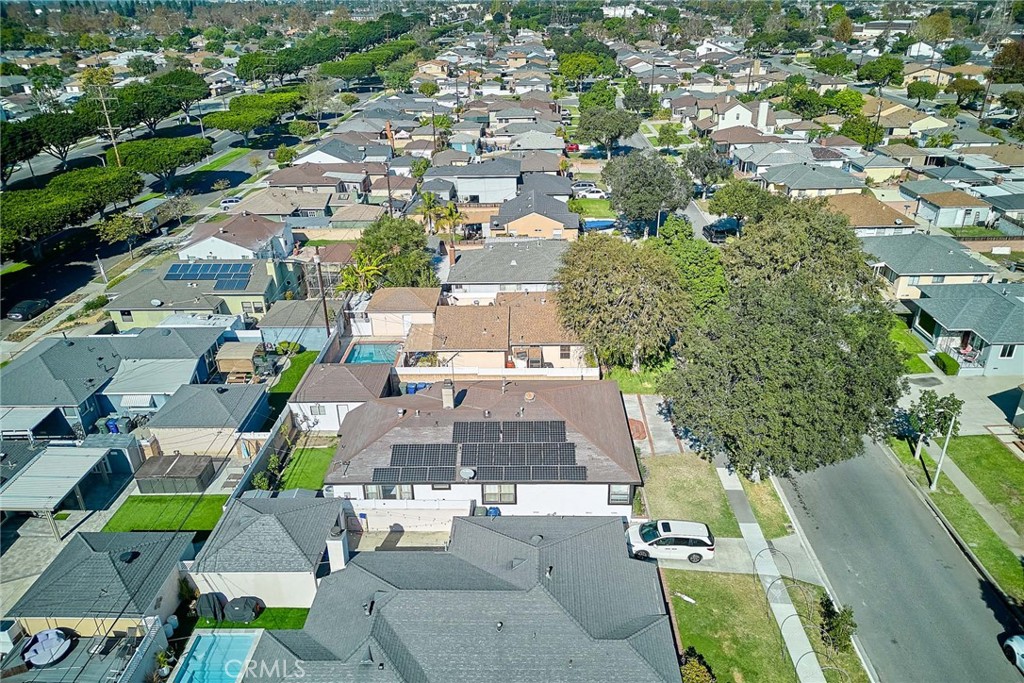 Lakewood Park/North of Del Amo (LND) - Residential