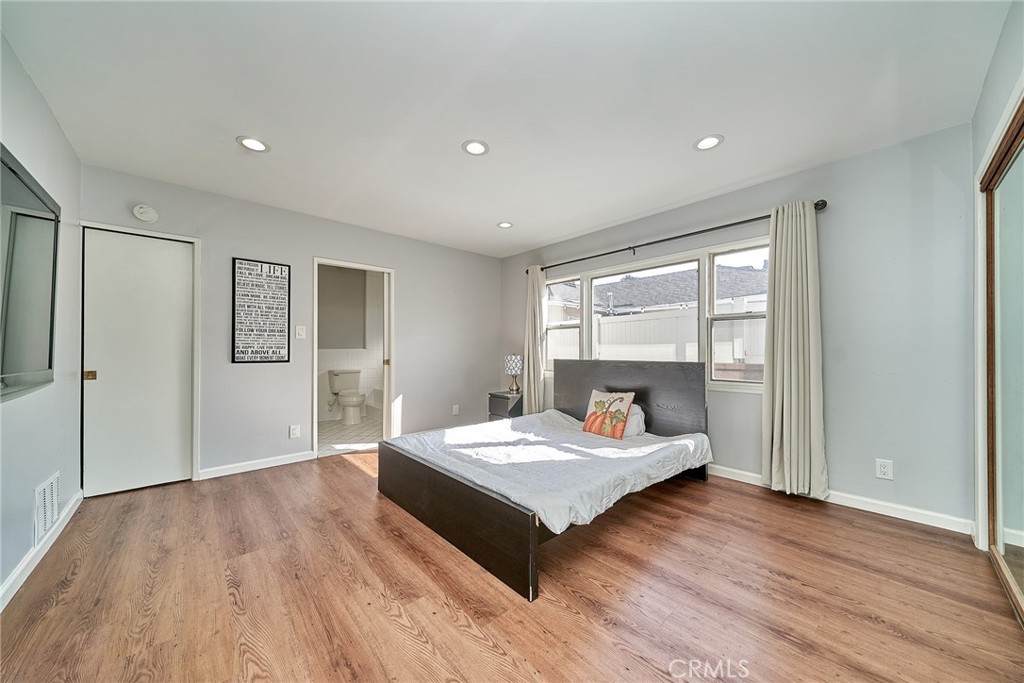 Lakewood Park/North of Del Amo (LND) - Residential