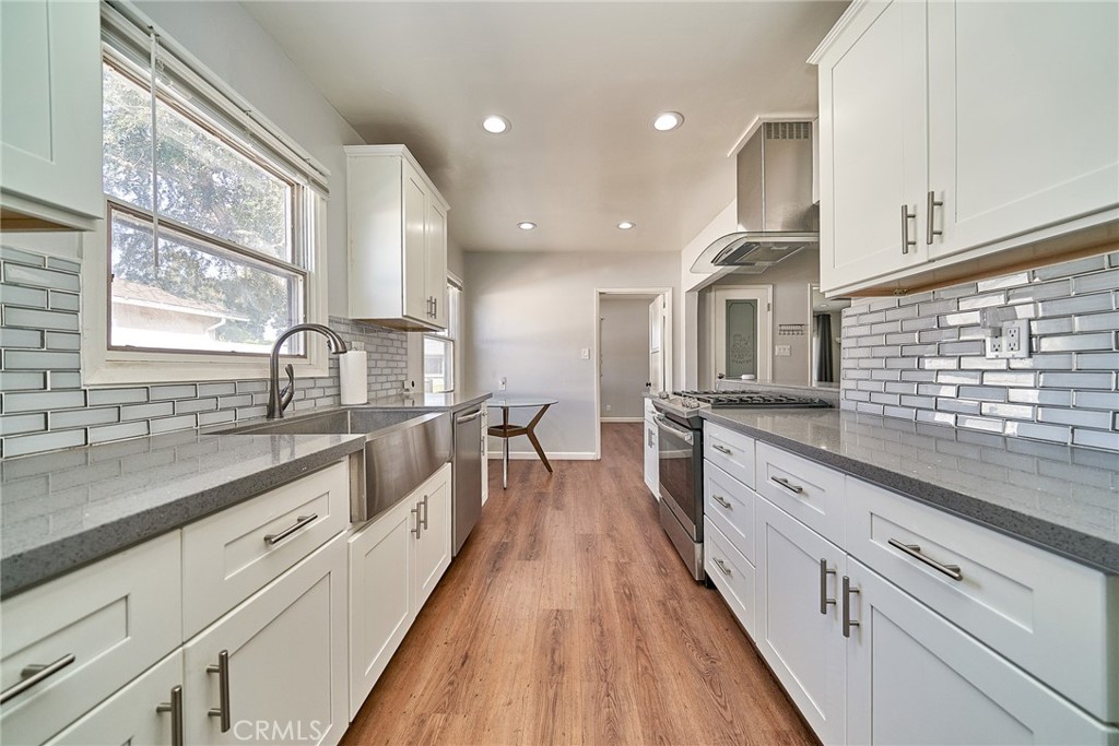 Lakewood Park/North of Del Amo (LND) - Residential