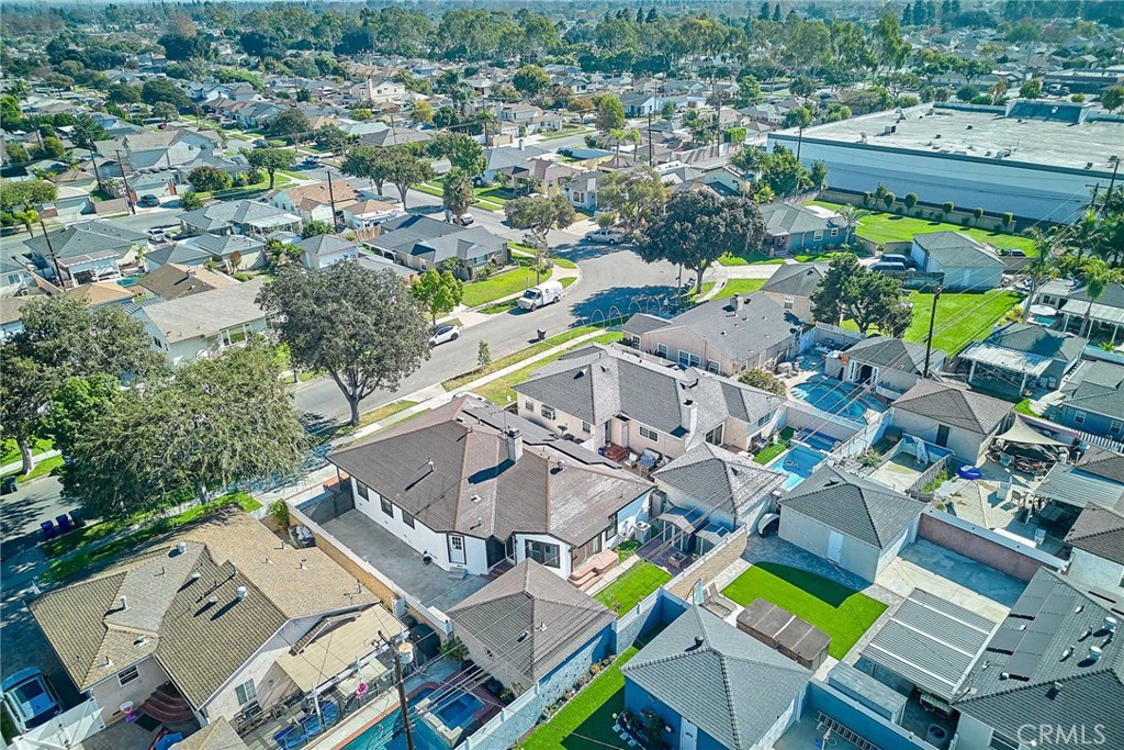 Lakewood Park/North of Del Amo (LND) - Residential