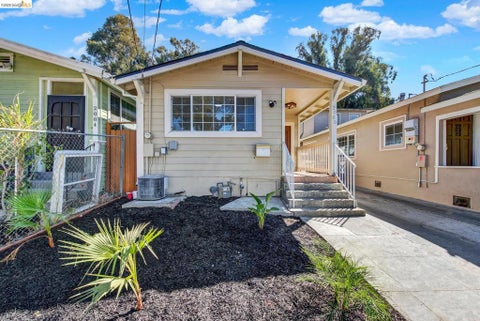Photo of 2080 Harrington Ave AVE, Oakland, CA 94601 (MLS # 41152207)