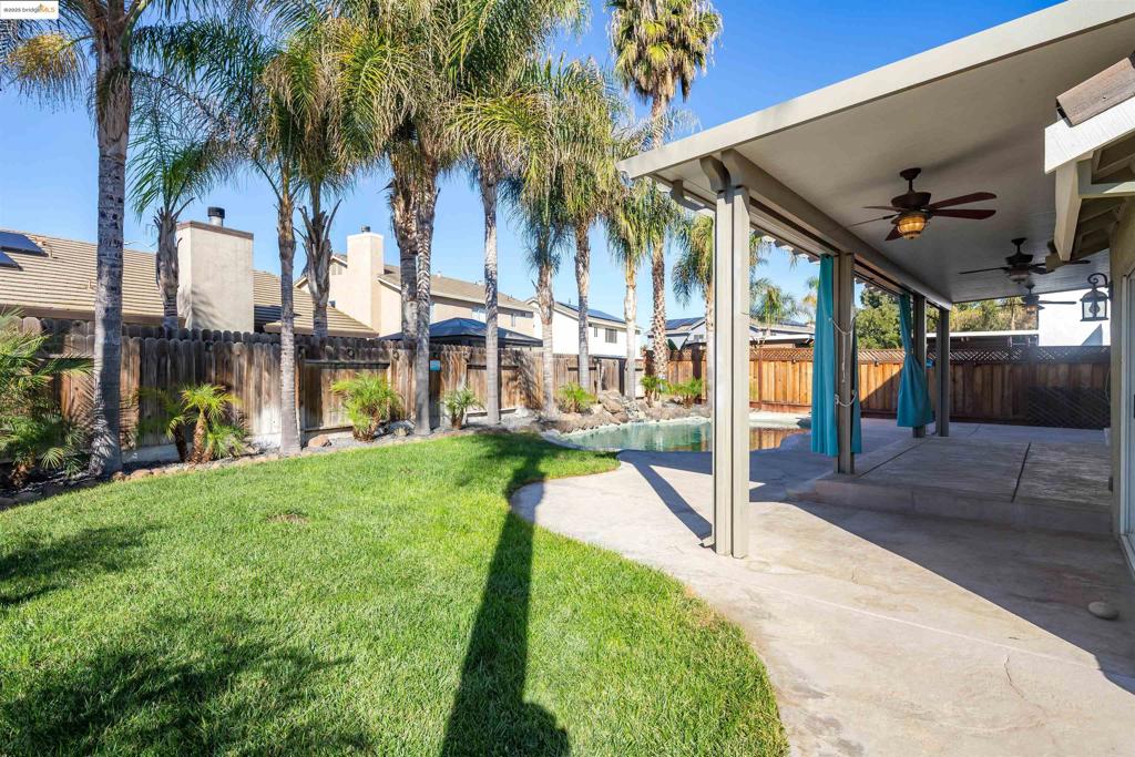 DISCOVERY  BAY - Residential