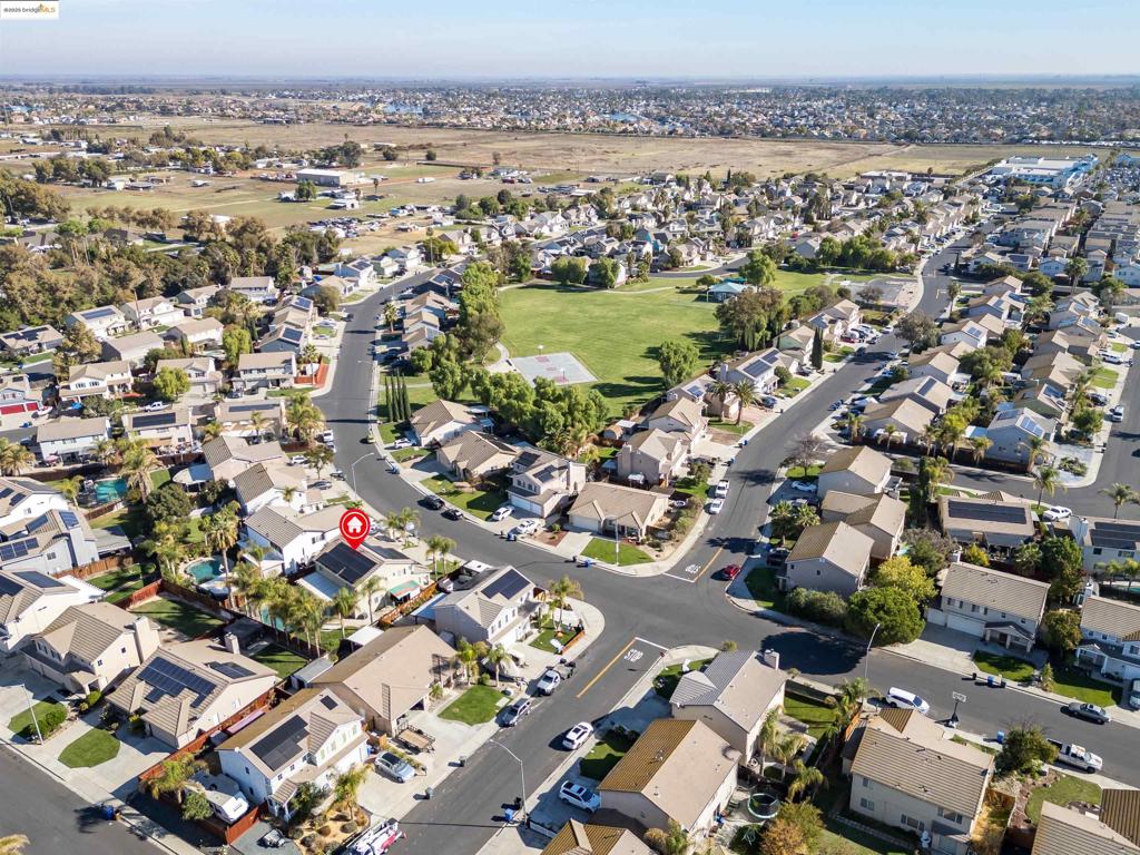 DISCOVERY  BAY - Residential