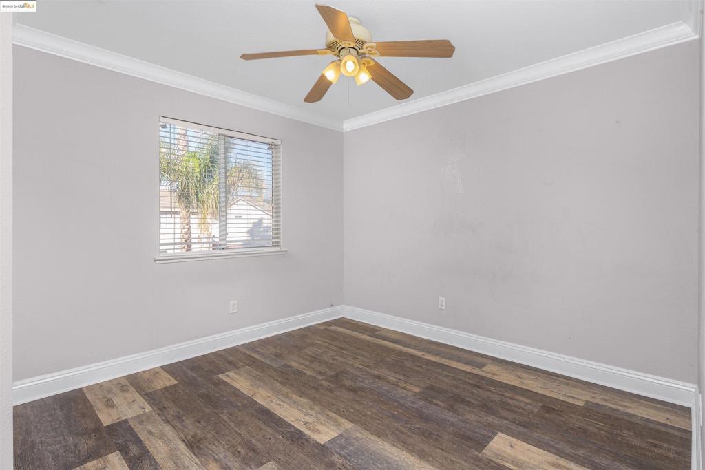 DISCOVERY  BAY - Residential