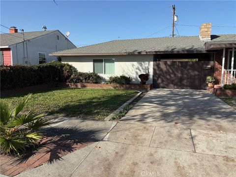 11615 1/2 185th Artesia CA 90701