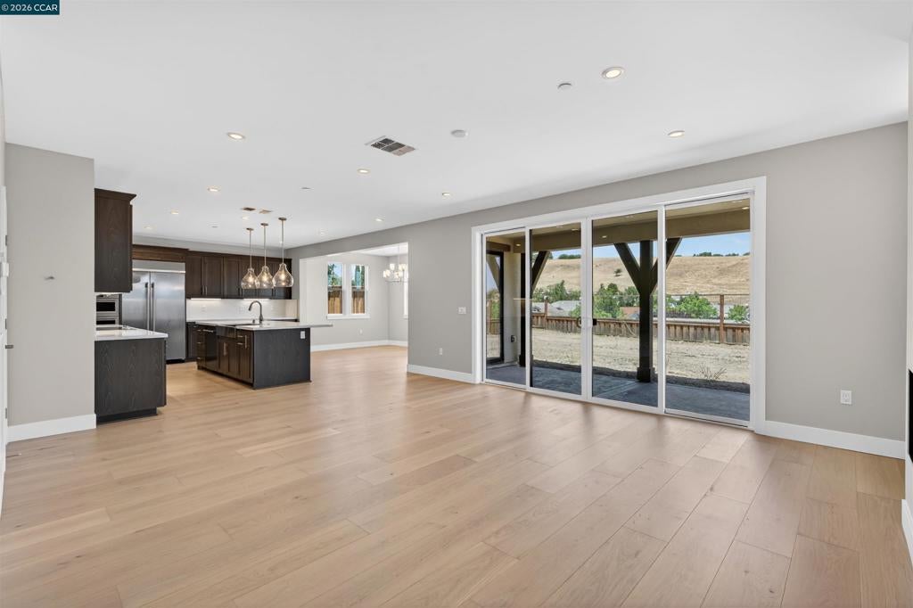 46 Red Barn Court