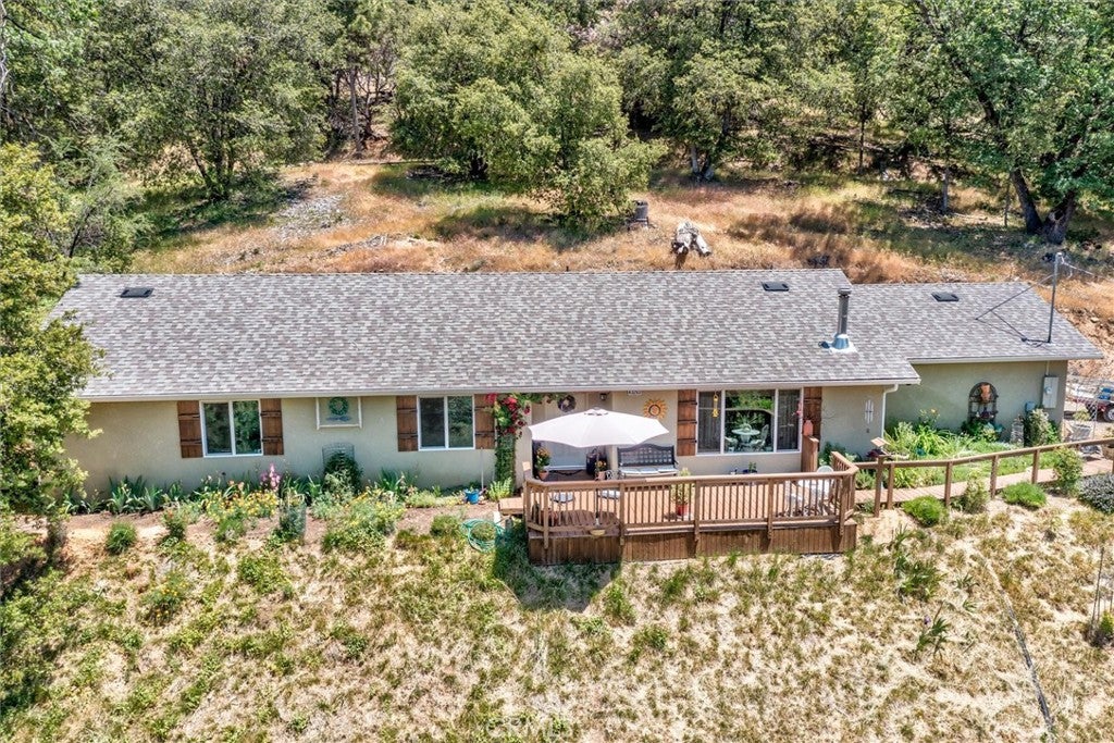 43263 E Sugar Pine Dr