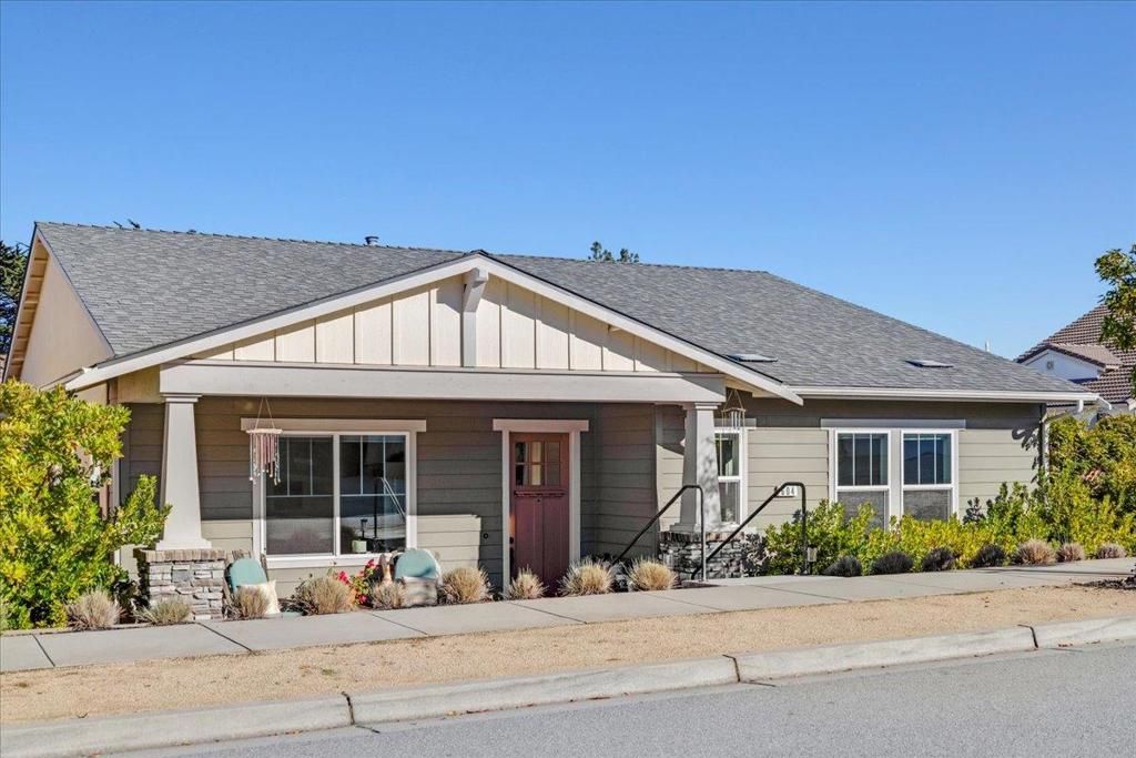 Photo of 604 Matterhorn Court, Marina, CA 93933 (MLS # ML82028215)