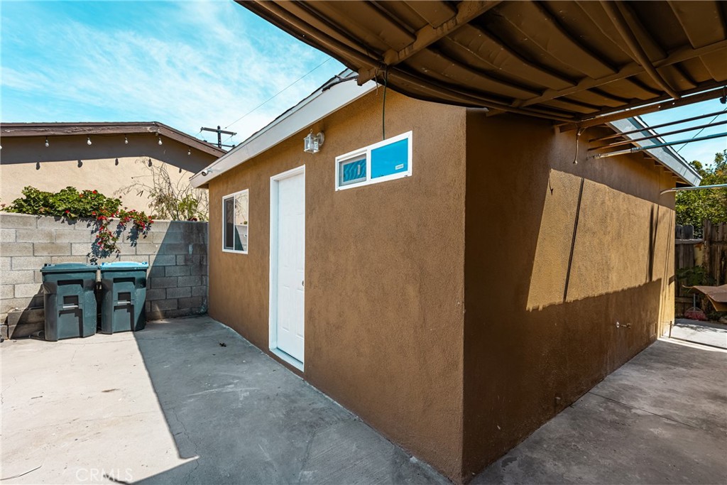Santa Ana - Residential Lease