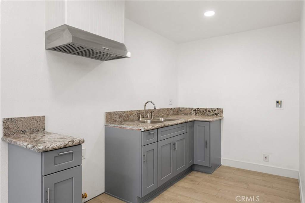 Santa Ana - Residential Lease