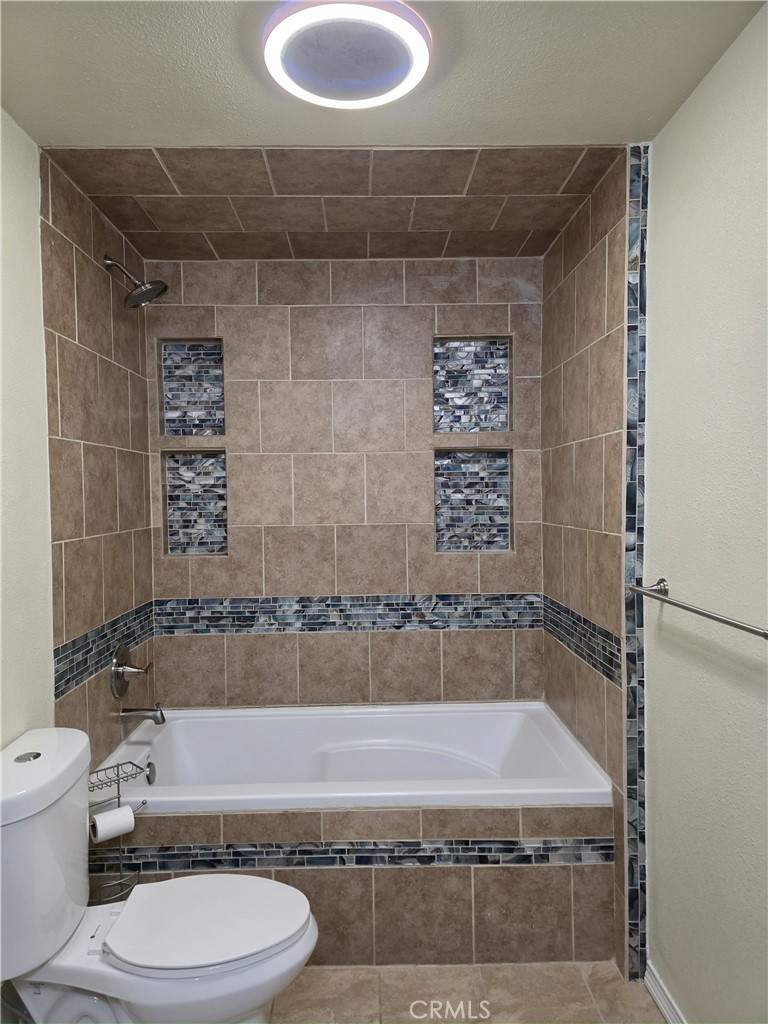 2988 Briarwood Court