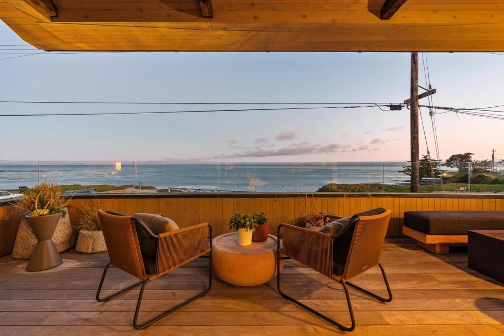 1122 W Cliff Drive