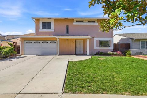 Photo of 383 Southside Drive, San Jose, CA 95111 (MLS # ML82037437)