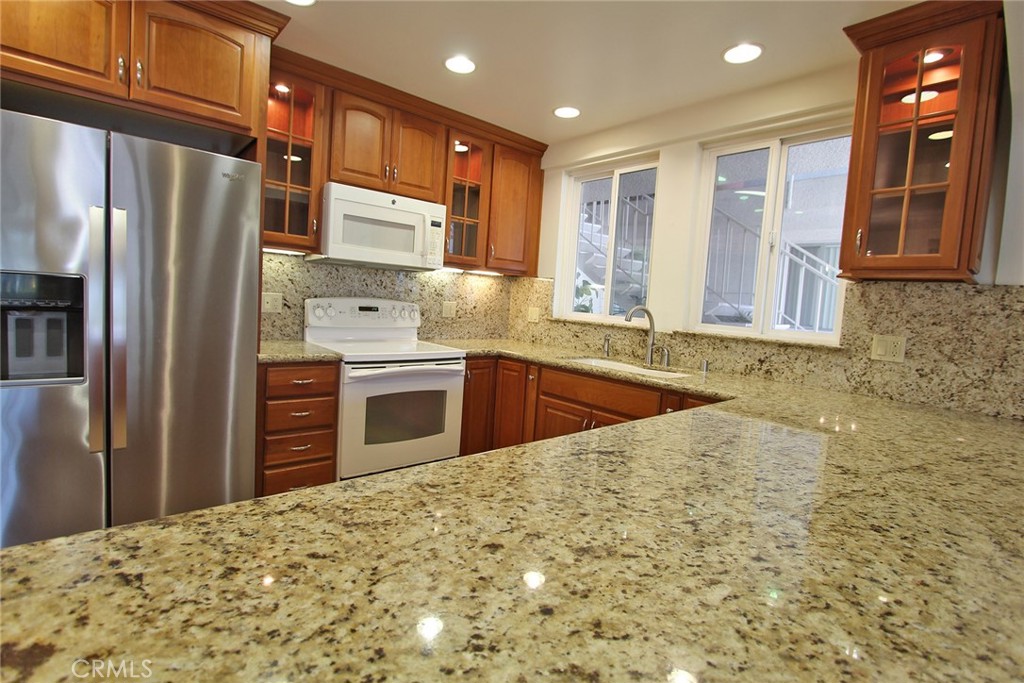 368 Avenida Castilla C