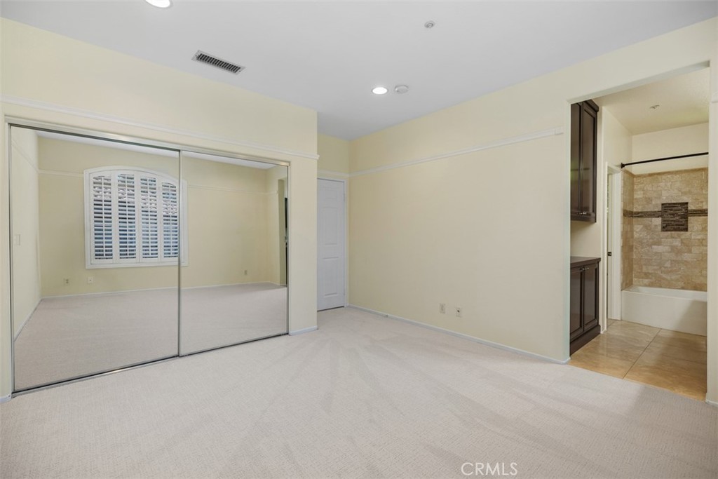 41 Vellisimo Drive