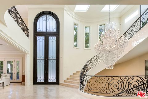 Photo of 1350 Benedict Canyon Drive, Beverly Hills, CA 90210 (MLS # 25612765) Photo of 1350 Benedict Canyon Drive, Beverly Hills, CA 90210 (MLS # 25612765)