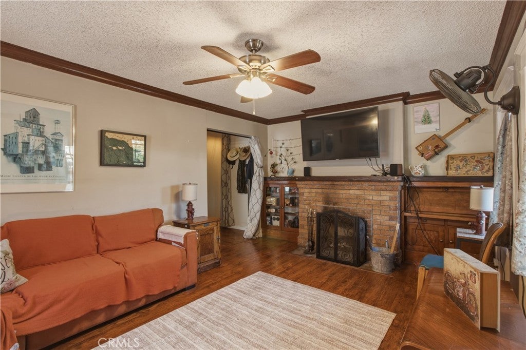 337 N Occidental