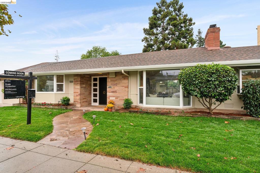 1120 Hubert Rd