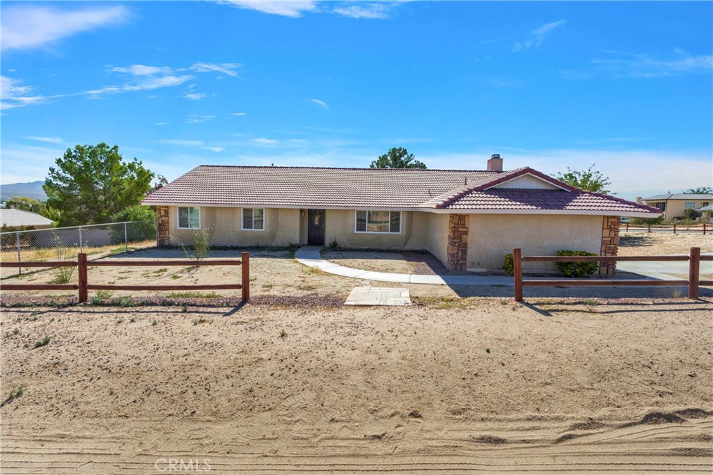This charming single-story home in SilverLakes has everything you and family have been looking for. As you enter, a cozy living room welcomes you with lots of natural light shining through the dual-pane windows. The dining room and living room are open to each other which is perfect for family gatherings. The kitchen features granite countertops, a multicolored backsplash, and recessed lighting, making it ideal for cooking family meals. There is a large cozy den with a gas fireplace that is perfect for hosting family events. The master bedroom has a walk-in closet with custom shelves and drawers and the ensuite bathroom has a vanity sink and shower/tub. The large lot is perfect for horses or for building an ADU. Home also has solar panels to help with the electric bill rates. No HOA amenities are included with this property.