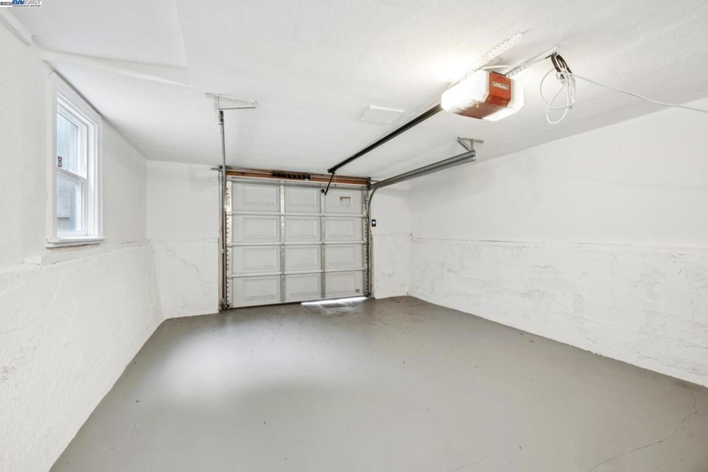 LAUREL DISTRICT - Residential