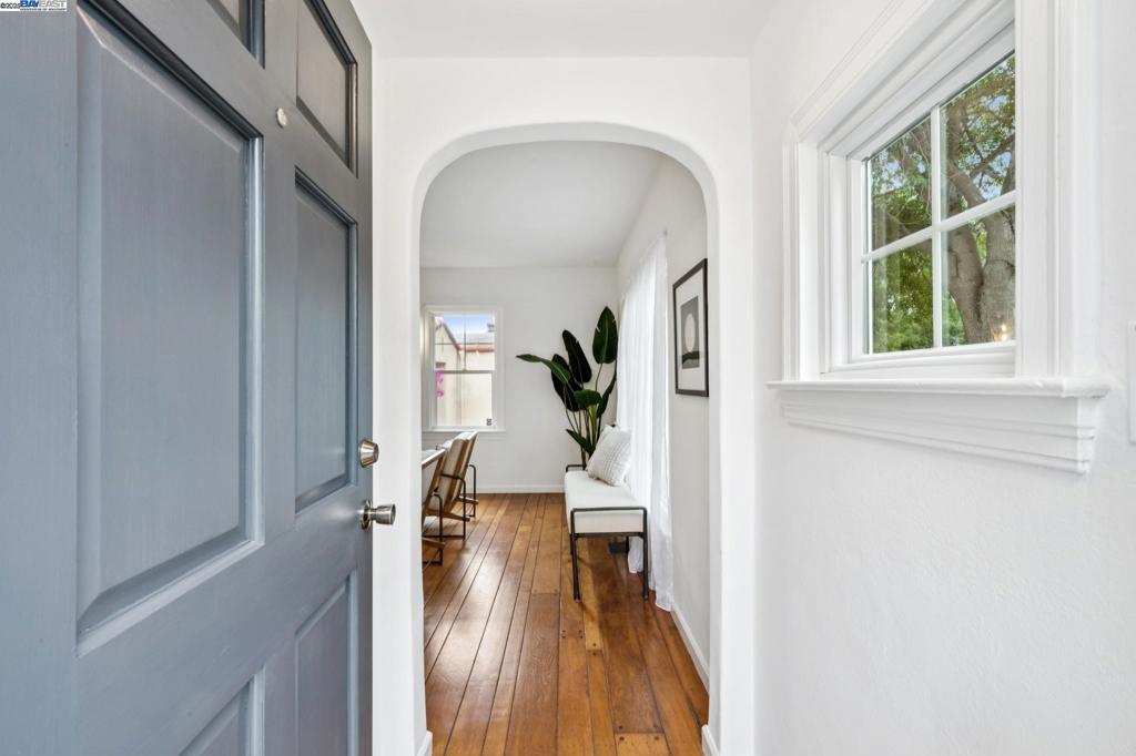 LAUREL DISTRICT - Residential