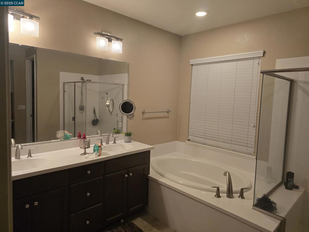 BRENTWOOD - Residential