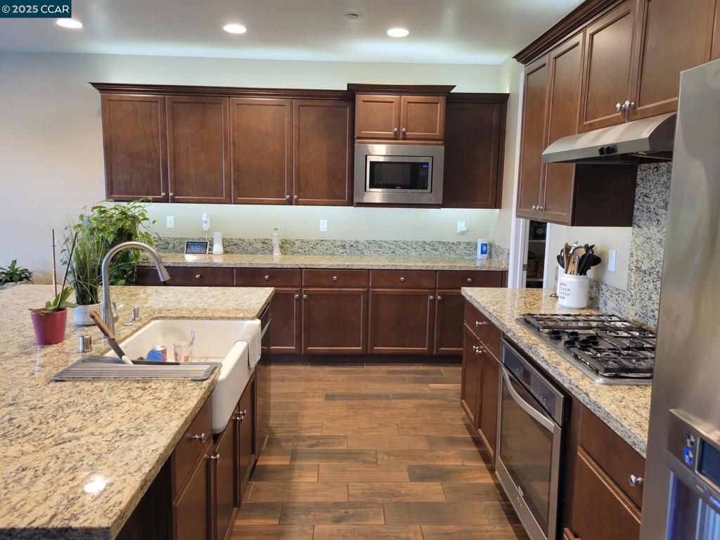 Photo of 1367 Bellerose Ct Ct, Brentwood, CA 94513 (MLS # 41117301)