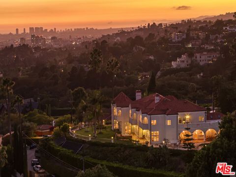 4509 Dundee Drive Los Angeles CA 90027