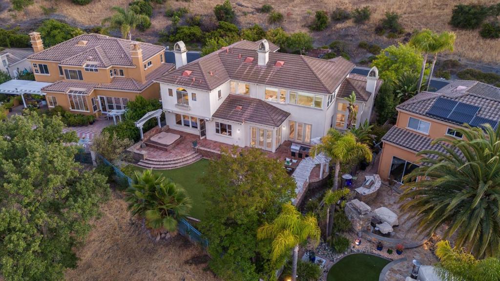 5380 Arezzo Drive