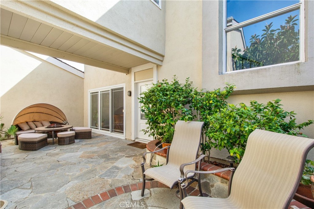 7246 Seashark Cir, Huntington Beach CA 92648