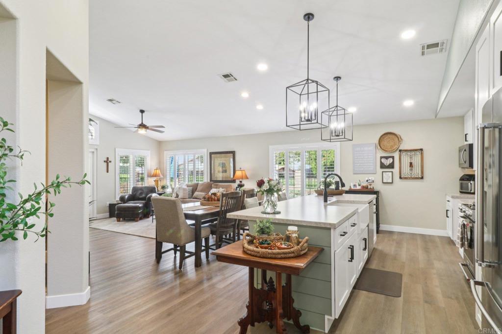 2395 Larkspur Drive