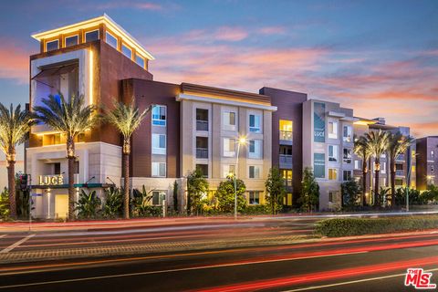 Photo of 7290 Edinger Avenue #4048, Huntington Beach, CA 92647 (MLS # 24360329)